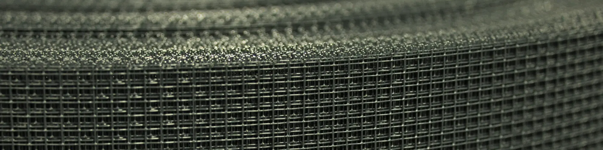 Window fly screen corner pieces